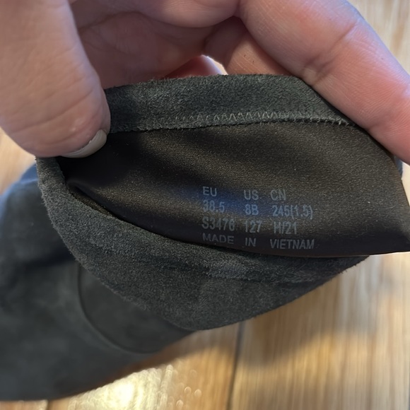 Stuart Weitzman Allshine 60 Bootie in Grey Suede - Picture 8 of 10